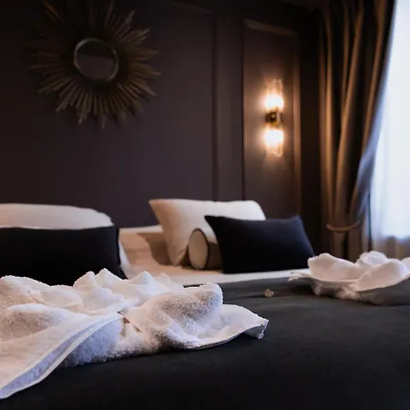 C0C00N Veritable Hammam A Partager A Deux Riom Buitenkant foto